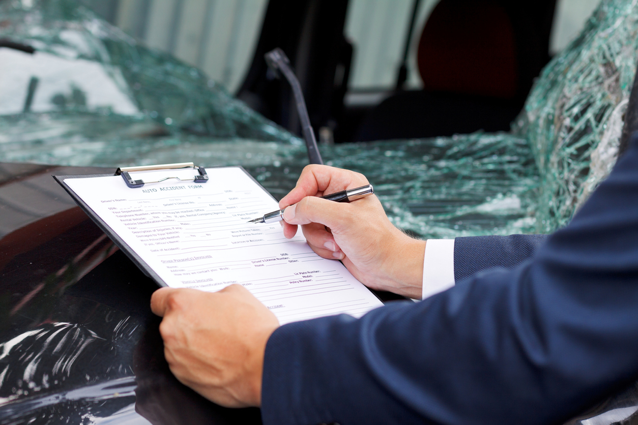 What Does a Car Accident Lawyer Do